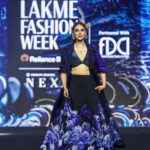 अदिति राव हैदरी ने फैशन डिजाइन में रखा पहला कदम, सत्य पॉल के साथ पेश किया कलेक्शन