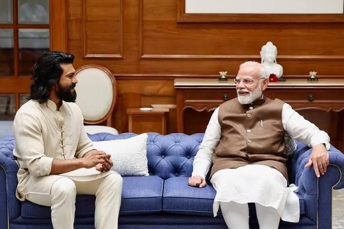 पैन-इंडिया फिल्म ‘पेद्दी’ स्टार राम चरण ने प्रधानमंत्री नरेंद्र मोदी से मुलाकात को किया याद, जानें क्या कहा