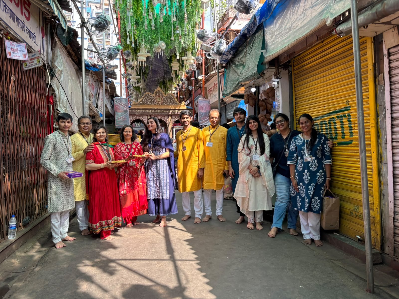 छेड़ा’स ने लालबागचा राजा के दरबार में मनाया गणेश उत्सव, केसर मोदक का भोग लगाया
